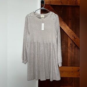 NWTs Francesca's Collections Ribbed Knit Top in Gray